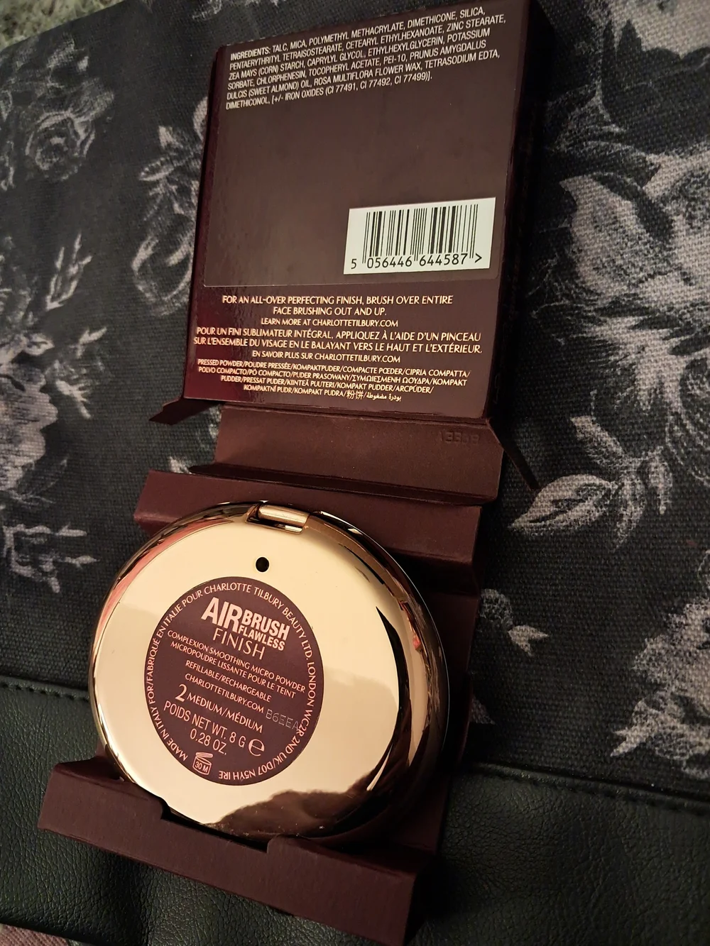 Charlotte Tilbury Airbrush Flawless Finish Powder